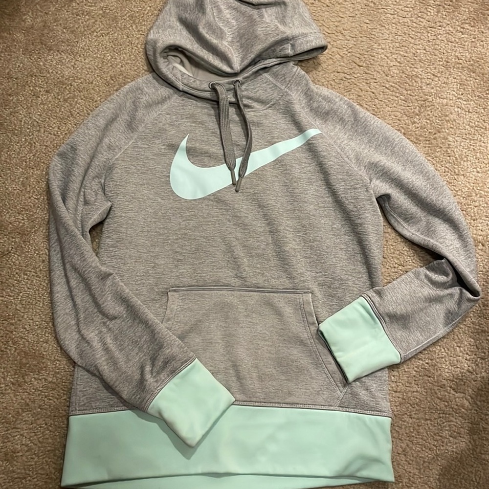 Nike Therma-Fit hoodie